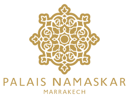Palais namaskar